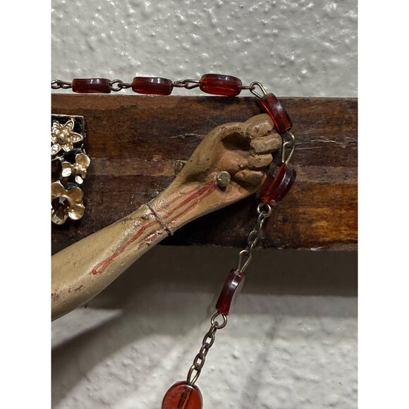 Vintage Wooden Crucifix  Rosary Beads & Jesus Figure READ SEE - Picture 9 of 11